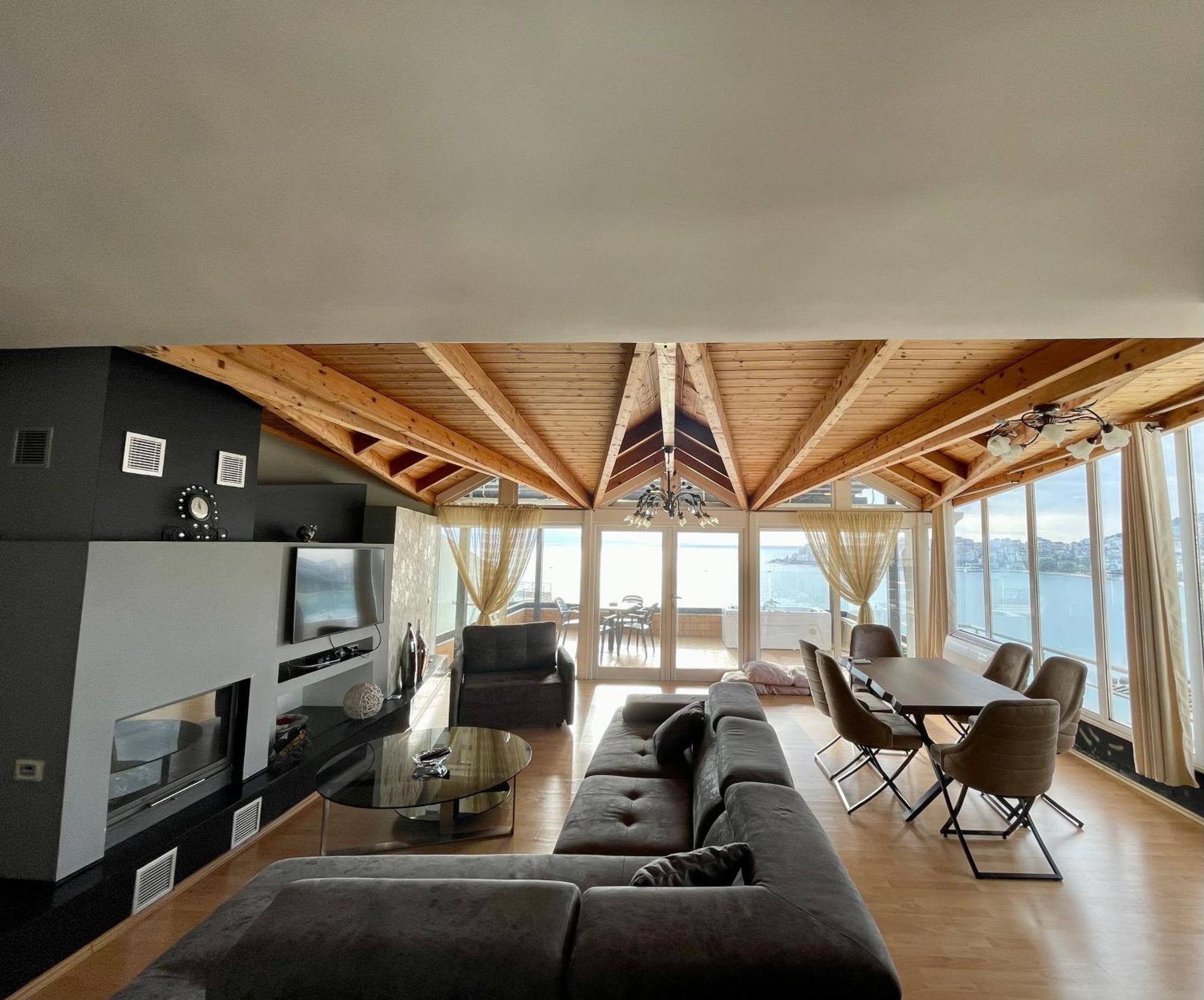 Seaview Golden Penthouse Lägenhet Sarandë Exteriör bild
