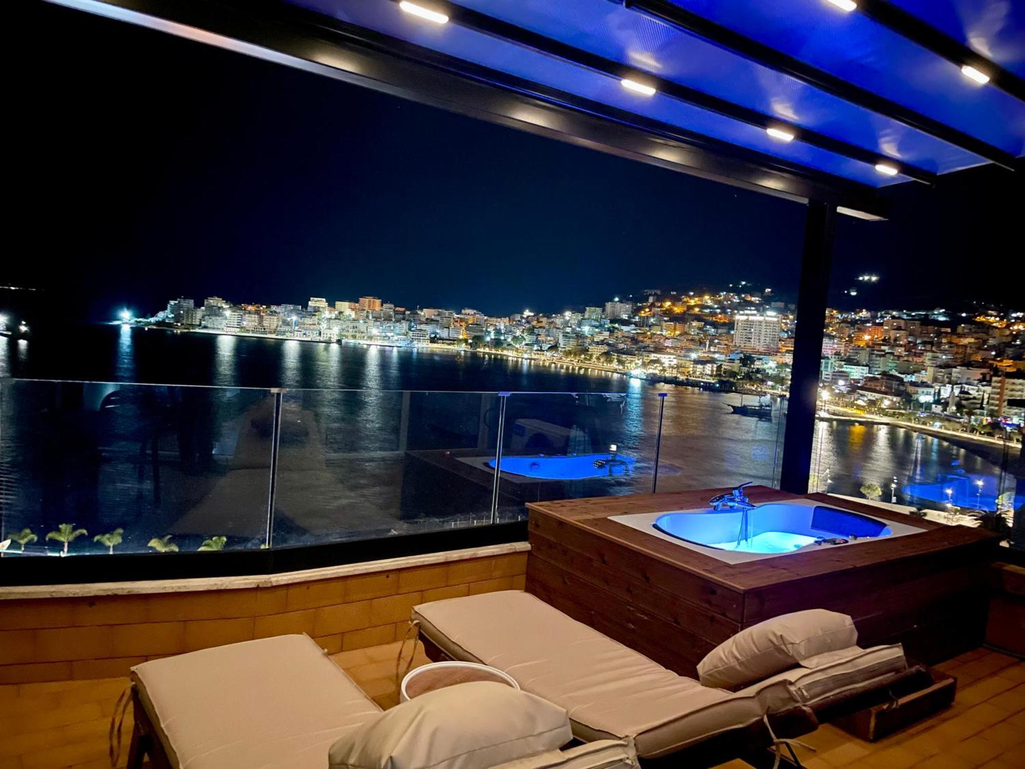 Seaview Golden Penthouse Lägenhet Sarandë Exteriör bild